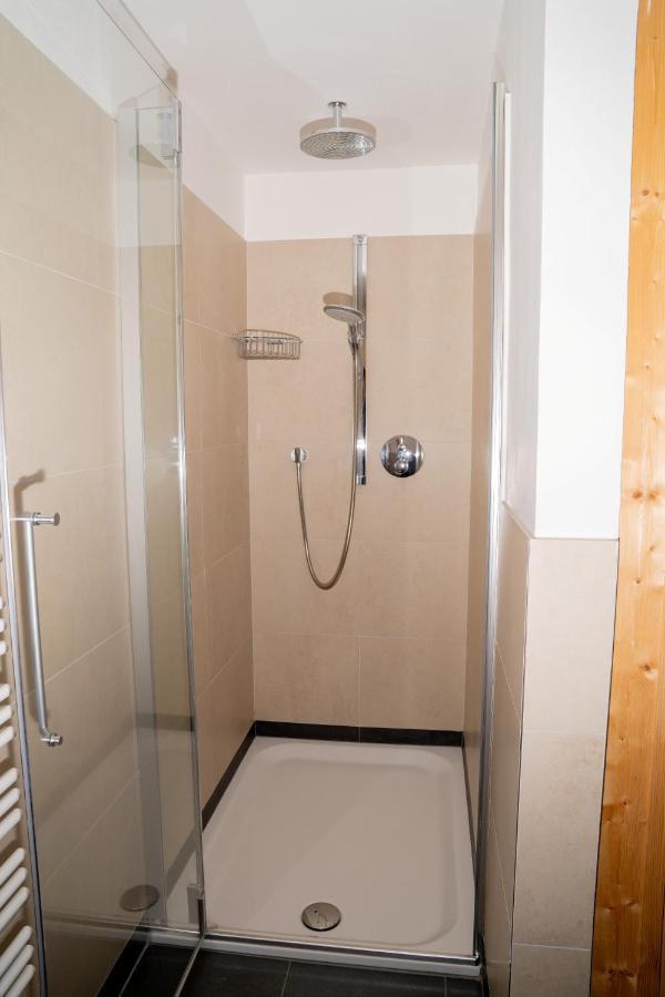 Apartment Jessica 莱奥冈 外观 照片